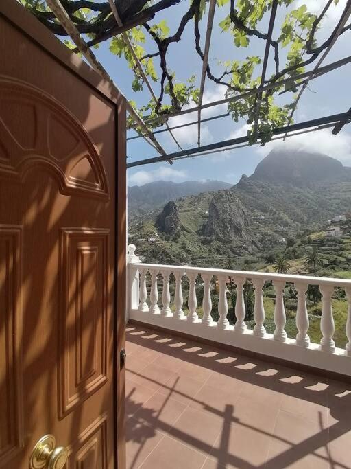 Casa Con Vistas En Hermigua Exterior photo
